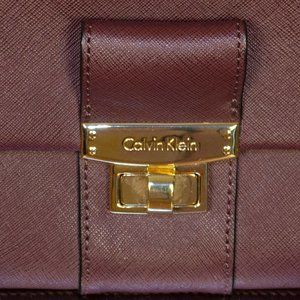Burgundy Leather Cluth and Shoulder Bag